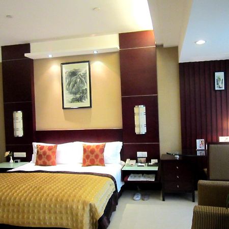 Howard Johnson Wyndham Leonora Plzaz Shanghai Extérieur photo