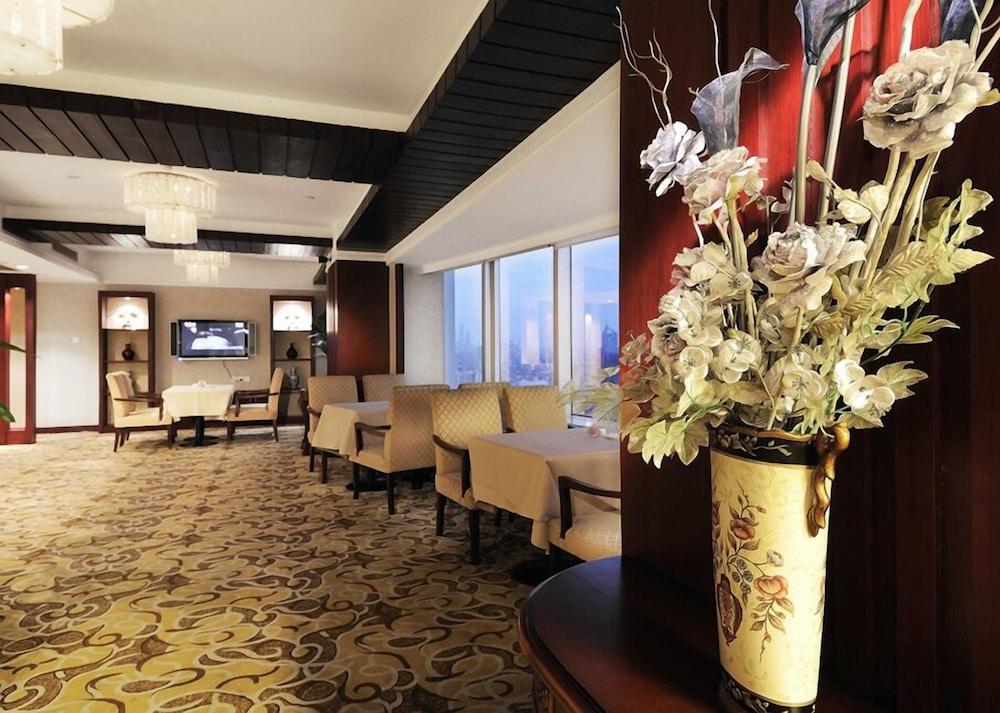 Howard Johnson Wyndham Leonora Plzaz Shanghai Extérieur photo