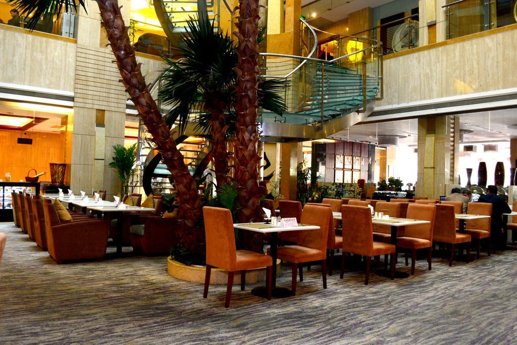 Howard Johnson Wyndham Leonora Plzaz Shanghai Extérieur photo