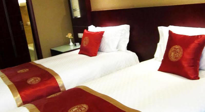 Howard Johnson Wyndham Leonora Plzaz Shanghai Extérieur photo