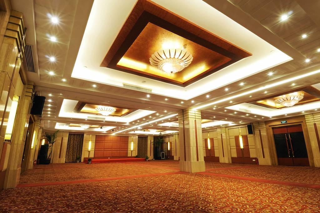 Howard Johnson Wyndham Leonora Plzaz Shanghai Extérieur photo